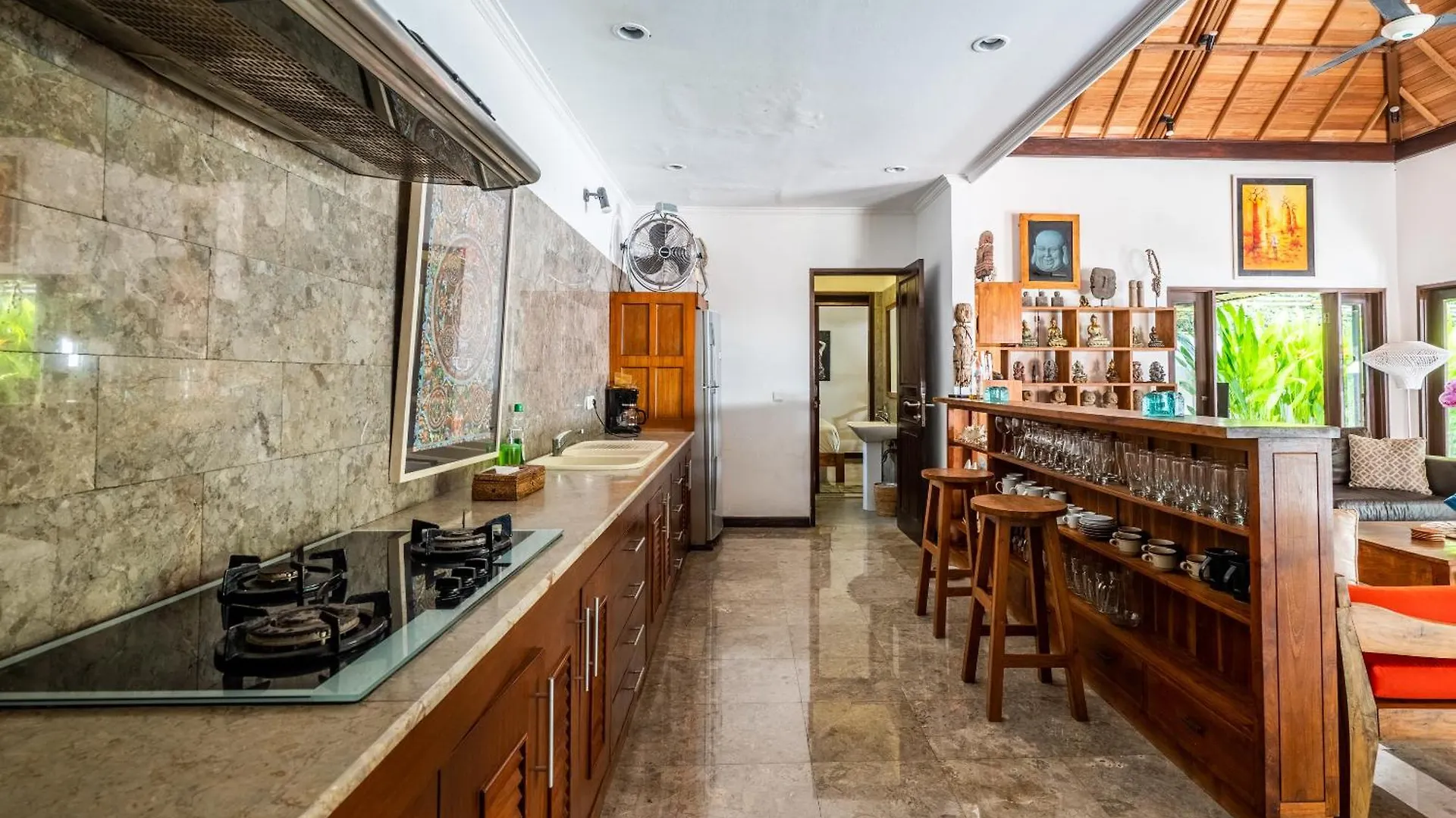 Madu Villa Seminyak 0*, Семиньяк