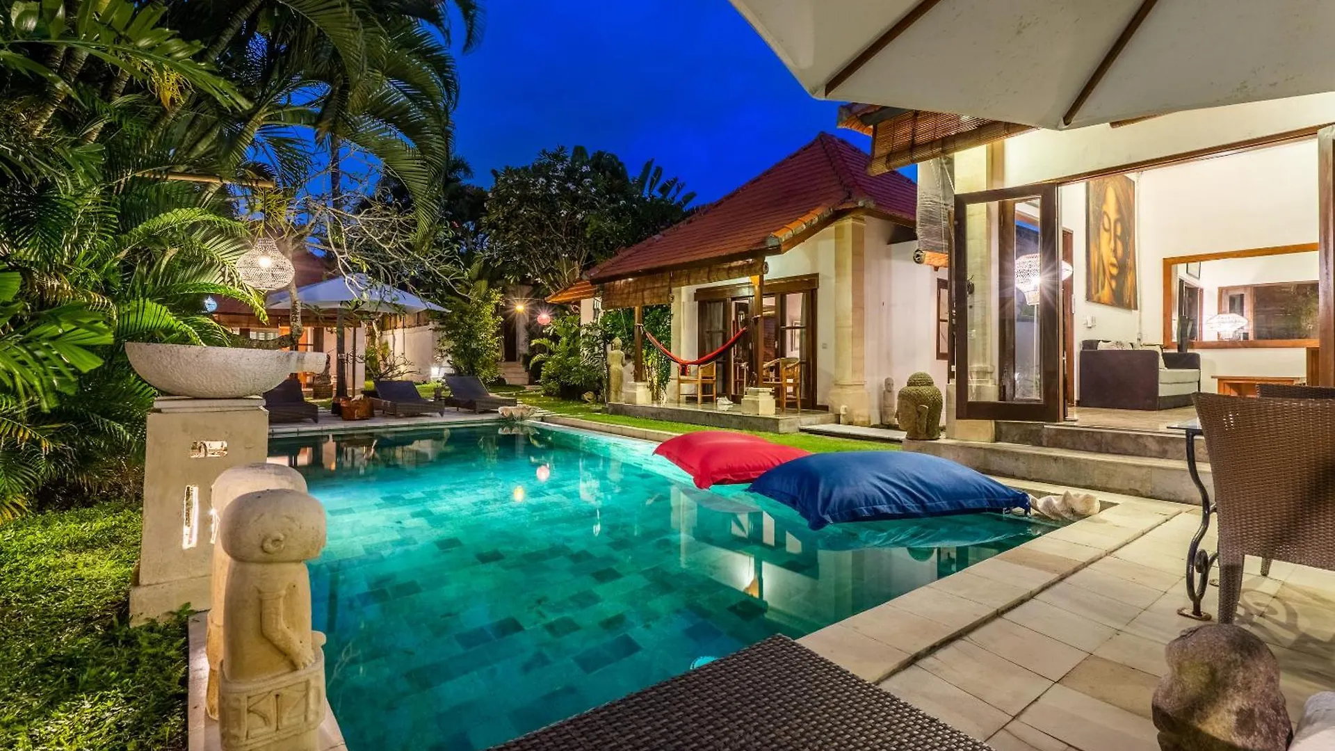 Madu Villa Seminyak אינדונזיה